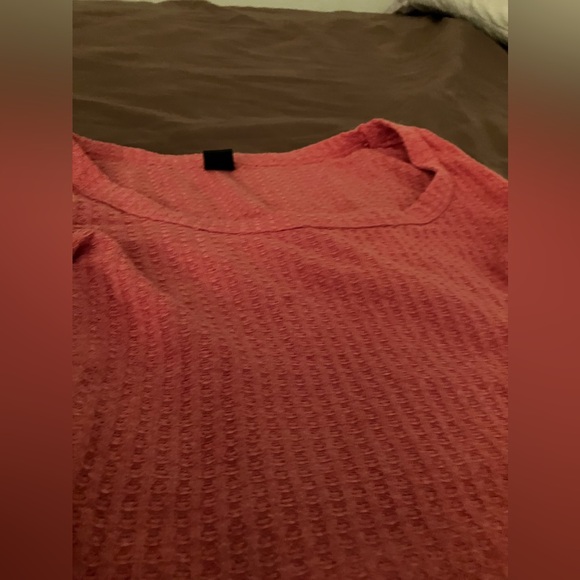 Reddish Pink Croptop!! - Picture 2 of 4